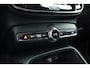Volvo XC40 1.5 T5 Plug-in hybrid Plus Dark Facelift | Trekhaak elek. | 20 inch | elek. Sportstoelen | H&K Audio |