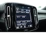Volvo XC40 1.5 T5 Plug-in hybrid Plus Dark Facelift | Trekhaak elek. | 20 inch | elek. Sportstoelen | H&K Audio |