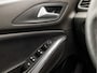 Opel Grandland X 1.2 Turbo Sport (APPLE CARPLAY, GROOT NAVI, LEDER, CAMERA, STUUR/STOELVERWARMING, SPORTSTOELEN, KEYLESS, CRUISE, GETINT GLAS, NIEUWSTAAT)