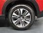 Peugeot 2008 1.2 110PK Allure | Panoramadak | AppleCarplay/Android Auto | 16"LMV | Navigatie | Cruise Control | Climate Control | Isofix | Privacy Glass |