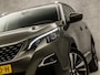 Peugeot 3008 1.2 PureTech Premium Sport (PANORAMADAK, APPLE CARPLAY, GROOT NAVI, LEDER, 360 CAMERA, KEYLESS, SPORTSTOELEN, GETINT GLAS, LED KOPLAMPEN, LANE ASSIST, NIEUWSTAAT)