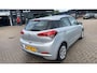 Hyundai i20 1.2 HP i-Motion Airco | Bluetooth | Lm velgen | zomer en winterbanden