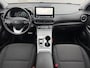 Hyundai Kona Electric EV Fashion 64 kWh Automaat / Accu SoH 97,4% / HUD / Camera / Adaptieve Cruise / Apple Carplay & Android / DodeHoek Detectie / Krell Audio / Navigatie /