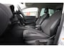 SEAT Ateca 1.5 TSI Style Business Intense 110KW/150PK DSG, wegklapbare trekhaak, leder alcantara, achteruitrijcamera, stoel en stuurwielverwarming, acc, adaptieve cruise control, digital cockpit, privacy glas, chroom pakket