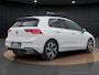 Volkswagen Golf 1.4 eHybrid Style | Pano dak | Camera | Keyless | ACC | Stuur-/Stoelverwarming | Navigatie |