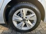 Volkswagen Golf 1.0 TSI Life / APP CONNECT/ PARK. SENSOREN V+A/ CAMERA/ DIGITAL DASHBOARD/ ADAPT. CRUISE/ NAVI/ CLIMA/ DAB/ LANE-ASSIST/ ISOFIX/ 16'' LMV