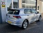 Volkswagen Golf 1.0 TSI Life / APP CONNECT/ PARK. SENSOREN V+A/ CAMERA/ DIGITAL DASHBOARD/ ADAPT. CRUISE/ NAVI/ CLIMA/ DAB/ LANE-ASSIST/ ISOFIX/ 16'' LMV