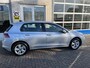 Volkswagen Golf 1.0 TSI Life / APP CONNECT/ PARK. SENSOREN V+A/ CAMERA/ DIGITAL DASHBOARD/ ADAPT. CRUISE/ NAVI/ CLIMA/ DAB/ LANE-ASSIST/ ISOFIX/ 16'' LMV