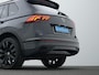 Volkswagen Tiguan 1.4 TSI eHybrid 245 pk DSG R-Line Business | Panoramadak | Black Style | Trekhaak | Adaptief onderstel | IQ Light | Stuur-/stoelverwarming