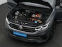 Volkswagen Tiguan 1.4 TSI eHybrid 245 pk DSG R-Line Business | Panoramadak | Black Style | Trekhaak | Adaptief onderstel | IQ Light | Stuur-/stoelverwarming