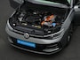 Volkswagen Passat Variant 1.5 eHybrid 272 pk DSG R-Line Edition | Panoramadak | Trekhaak | Adaptief onderstel | Head-up display | Rondomzicht camera | Harman/Kardon | IQ Light