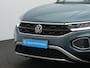 Volkswagen T-Roc 1.0 TSI 110 pk Life | Parkeersensoren voor/achter | Adaptive Cruise | Carplay