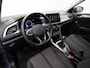 Volkswagen T-Roc 1.0 TSI 110 pk Life | Parkeersensoren voor/achter | Adaptive Cruise | Carplay