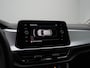 Volkswagen T-Roc 1.0 TSI 110 pk Life | Parkeersensoren voor/achter | Adaptive Cruise | Carplay