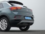 Volkswagen T-Roc 1.0 TSI 110 pk Life | Parkeersensoren voor/achter | Adaptive Cruise | Carplay