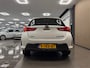 Toyota Auris 1.8 Hybrid Executive * Dealer onderhouden / Navigatie / Stoelverwarming / Camera *