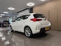 Toyota Auris 1.8 Hybrid Executive * Dealer onderhouden / Navigatie / Stoelverwarming / Camera *