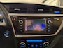 Toyota Auris 1.8 Hybrid Executive * Dealer onderhouden / Navigatie / Stoelverwarming / Camera *