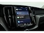 Volvo XC60 2.0 T8 Plug-in hybrid AWD Plus Dark Pano-dak | Head-up | Adap. cruise | 360 camera | H&K Audio 4x stoel + stuurverw. |
