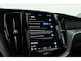 Volvo XC60 2.0 T8 Plug-in hybrid AWD Plus Dark Pano-dak | Head-up | Adap. cruise | 360 camera | H&K Audio 4x stoel + stuurverw. |