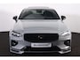 Volvo S60 B4 Plus Dark - Panorama/schuifdak - IntelliSafe Assist - Harman/Kardon audio - Adaptieve LED koplampen - Parkeercamera achter - Verwarmde voorstoelen, stuur & achterbank - Parkeersensoren voor & achter - Elektr. bedienb. voorstoelen met geheugen - Standkachel - Elektr. inklapbare trekhaak - 20' LMV
