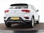Volkswagen T-Roc 1.0 TSI 115pk Style · Apple/Android Car Play · Afneembare Trekhaak · P-Sensoren · Climatronic · Alarm · 16'' Inch ·