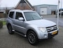 Mitsubishi Pajero 3.8 V6 Instyle , Xenon , Schuifdak , Leder , Navi , Camera , Climate control enz Zeer nette originele staat