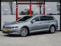 Volkswagen Passat Variant 1.5 TSI Highline | Camera | Virtual Cockpit | Stoelverwarming | Climate Control | Adaptieve Cruise Control | Apple Carplay | Android Auto | DAB+ | Metallic Lak | Privacy Glas | Velours Bekleding |