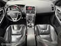 Volvo XC60 2.4 D5 AWD 215PK R-Design Geartronic Panodak/Nav/Xenon/19inch/Camera/Trekhaak/AdapCC/Blis/Vol!