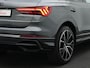 Audi Q3 40 TFSI 190 pk S-tronic quattro S edition / S-Line - Origineel NL | Panoramadak | Trekhaak | Matrix LED | Achteruitrijcamera | Navigatie | Adaptive Cruise