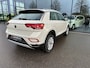 Volkswagen T-Roc 1.5 TSI 150pk DSG Style Carplay | Camera | Keyless | Elek. Achterklep | Rijklaar incl. garantie