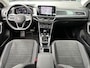 Volkswagen T-Roc 1.5 TSI 150pk DSG Style Carplay | Camera | Keyless | Elek. Achterklep | Rijklaar incl. garantie