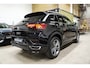 Volkswagen T-Roc 1.5 TSI 3x R-Line * Keyless - LED - Blind Spot - ACC - Lane - App * Keyless Entry - LED Koplampen - Dodehoeksensor - Adaptieve Cruise - Lane Assist - Apple CarPlay / Android Auto