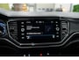 Volkswagen T-Roc 1.5 TSI 3x R-Line * Keyless - LED - Blind Spot - ACC - Lane - App * Keyless Entry - LED Koplampen - Dodehoeksensor - Adaptieve Cruise - Lane Assist - Apple CarPlay / Android Auto