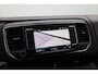 Peugeot e-Expert Long Premium 75 kWh Trekhaak | Cruise | Airco | Carplay | Parkeersensoren | Touchscreen | Houten Vloer | Airco | Apple Carplay/Android Auto|telefoonintegratie premium | Cruise Control