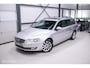 Volvo V70 2.0 D4 Summum | Adaptive | Blis | Schuifdak | Trekhaak | Dealer onderhouden | Leder | Memory | Lane assist |