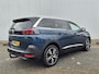 Peugeot 5008 1.2 130PK | GT Pack Business | Camera V + A | Parkersensoren rondom | Leder / Alcantara bekleding | Stoelverwarming | Trekhaak afneembaar | Dodehoek detectie | Focal Audio | 2 stoelen op derde rij | Armsteun voor | Cruise control adaptief met Stop&Go