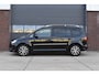 Volkswagen Touran 1.4 TSI Highline 7p. Pano - Trekhaak - Camera - Cruise