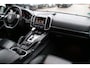Porsche Cayenne 3.0 D LUCHTVERING PANO-DAK NL-AUTO NAP!
