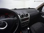 Dacia Sandero 1.2 Blackline Edition (AIRCO,BLUETOOTH,COMFORT-STOELEN,NIEUWE APK,LM-VELGEN,TREKHAAK,TOPCONDITIE)