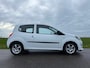 Renault Twingo 1.2-16V Authentique | 1e Eigenaar | Airco | 14" Velgen | BT/USB/AUX | Nieuwe APK!