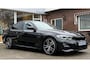 BMW 3-Serie 320i M-SPORT / HUD / LEER / LED / NL AUTO !