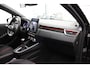 Renault Clio 1.0 TCe Initiale Paris nette hatchback met halfleer en navi
