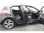 Renault Clio 1.0 TCe Initiale Paris nette hatchback met halfleer en navi
