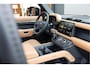 Land Rover Defender 110 P300e X-Dynamic HSE | El.Trekhaak | Pano | Cold Climate | Meridian Surround | ClearSight