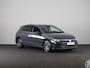 Volkswagen Golf 1.5 eHybrid Style Edition 204 pk Automaat (DSG) | Verlengde garantie | Navigatie | Parkeersensoren (Park assist) | Rondomzicht camera | Elektr. bestuurdersstoel | Stoelverwarming |