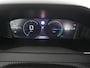 Peugeot 2008 1.2 Hybrid 136 Allure | Airco (automatisch) | Armsteun voor | Lichtmetalen velgen 17"