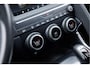 Jaguar E-Pace aguar P250 AWD R-Dynamic S | Panoramadak | Elektr achterklep | Black Pack | Verwarmbare voorstoelen |