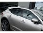 Jaguar E-Pace P250 AWD R-Dynamic S | Panoramadak | Elektr achterklep | Black Pack | Verwarmbare voorstoelen |