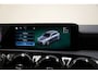 Mercedes-Benz A-klasse 180 Business Solution Aut. [ Navi Camera Stoelverwarming Trekhaak ]